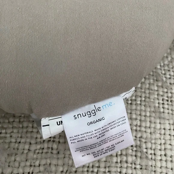 Snuggle Me Organic Lounger + 2 Covers - Picture 2 of 7